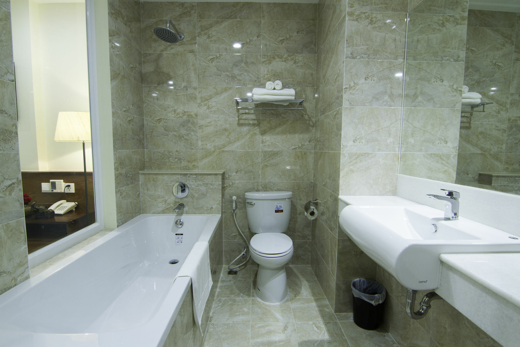 Rose Emerald Hotel Phnompen Kültér fotó