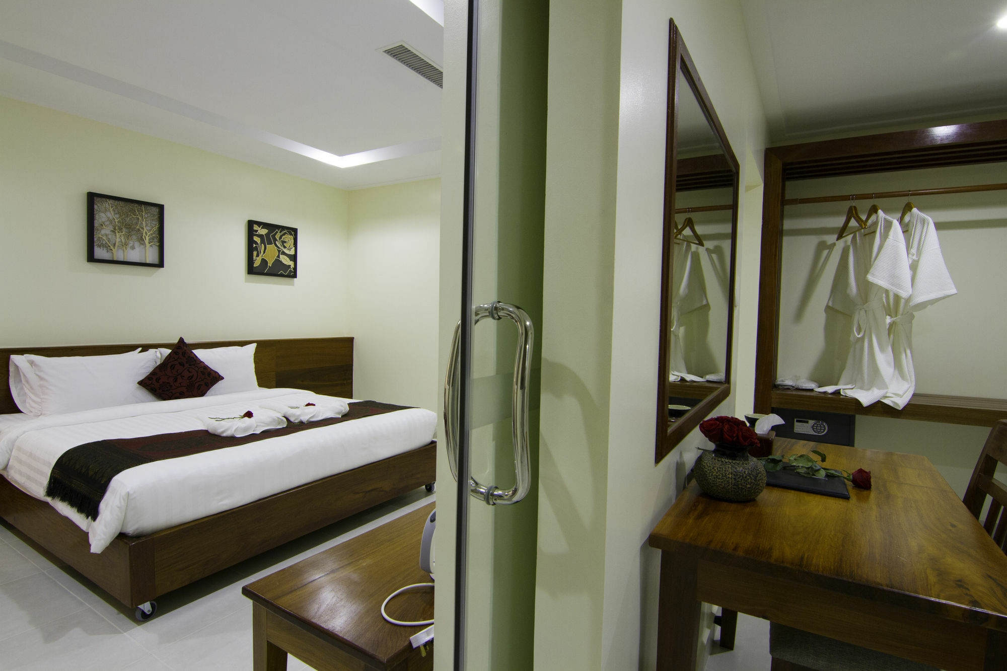 Rose Emerald Hotel Phnompen Kültér fotó